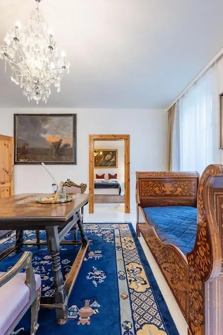 Antikes Und Luxurioeses Apartment Mit Sauna Vienna Austria