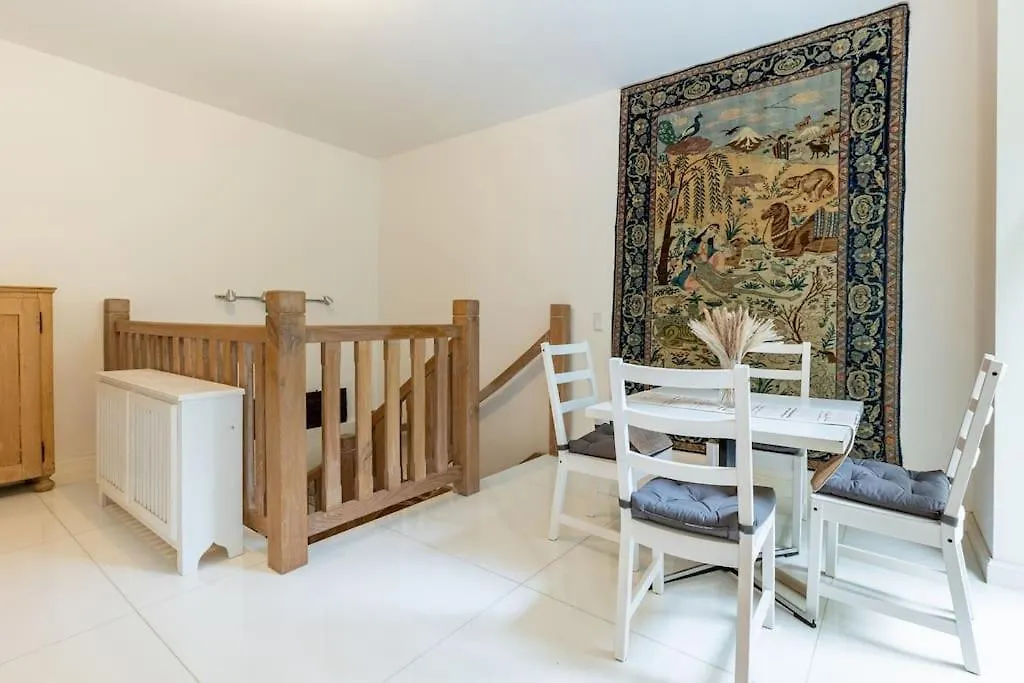 Antikes Und Luxurioeses Apartment Mit Sauna Vienna Austria