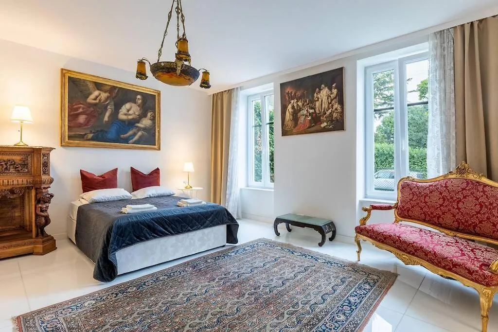 Antikes Und Luxurioeses Apartment Mit Sauna Vienna