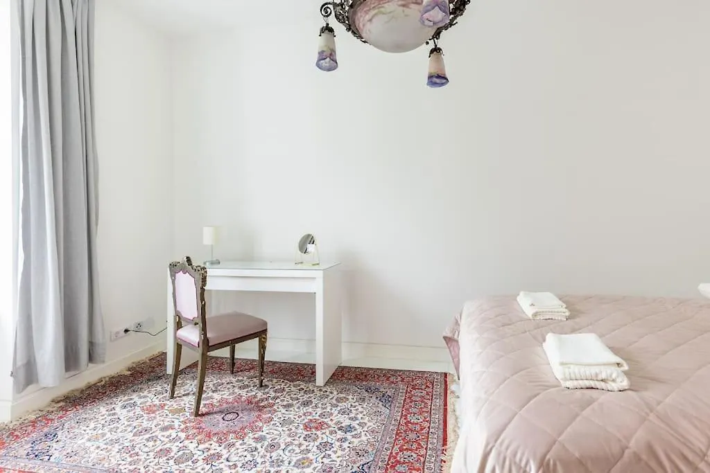 Antikes Und Luxurioeses Apartment Mit Sauna Vienna