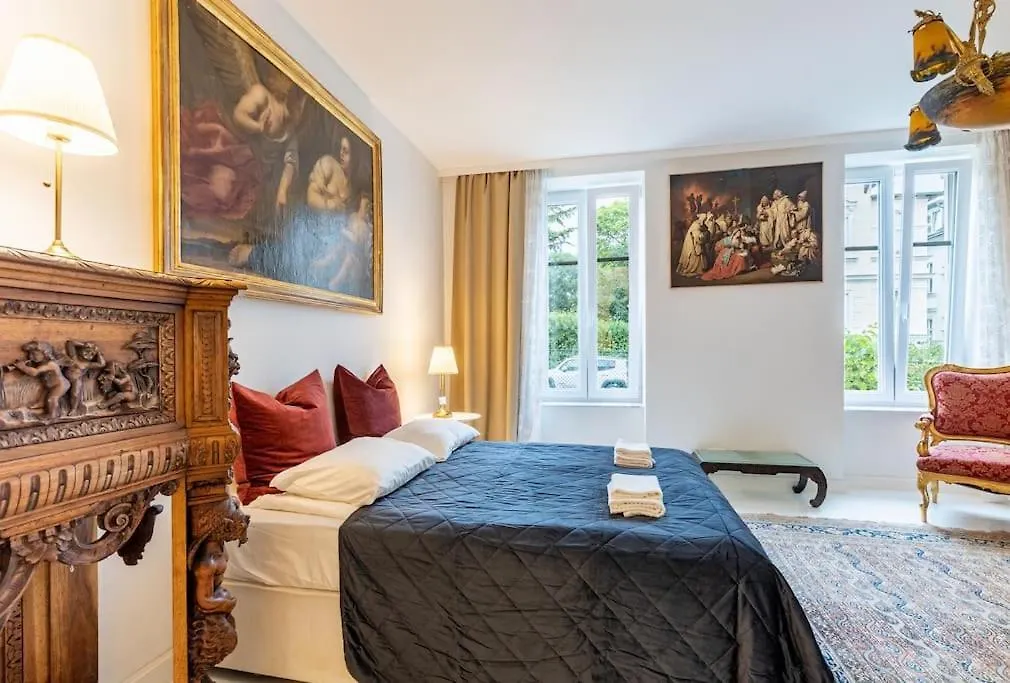 Antikes Und Luxurioeses Apartment Mit Sauna Viena